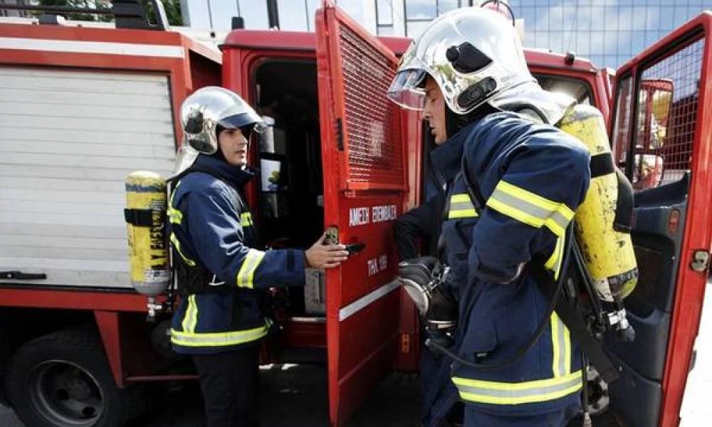 Ηράκλειο: Πυρκαγιά σε χορτολιβαδική έκταση στο χωριό Βόνη
